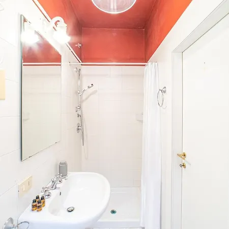 In A Historic Venetian Building Apartment Venice