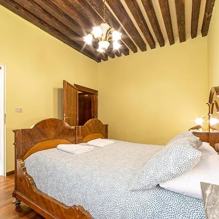 In A Historic Venetian Building Apartment *